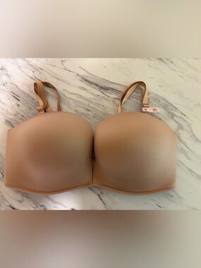 NWT Victoria's Secret Bombshell Add-2-Cups Push Up Strapless Bra Beige 38D